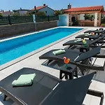 In With Swimming Pool